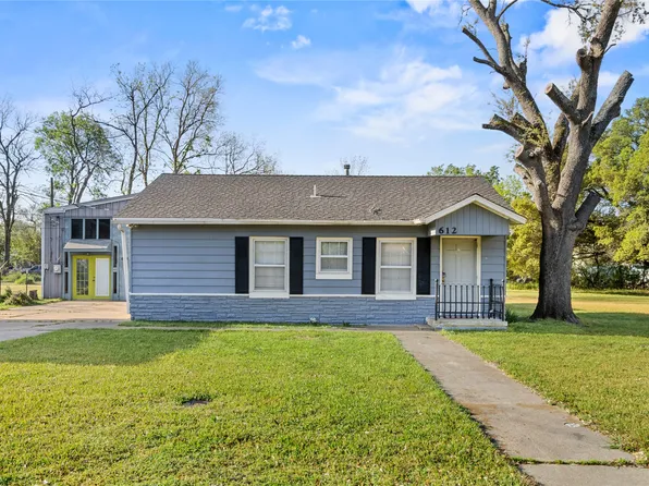 612 Poplar St, Teague, TX 75860
