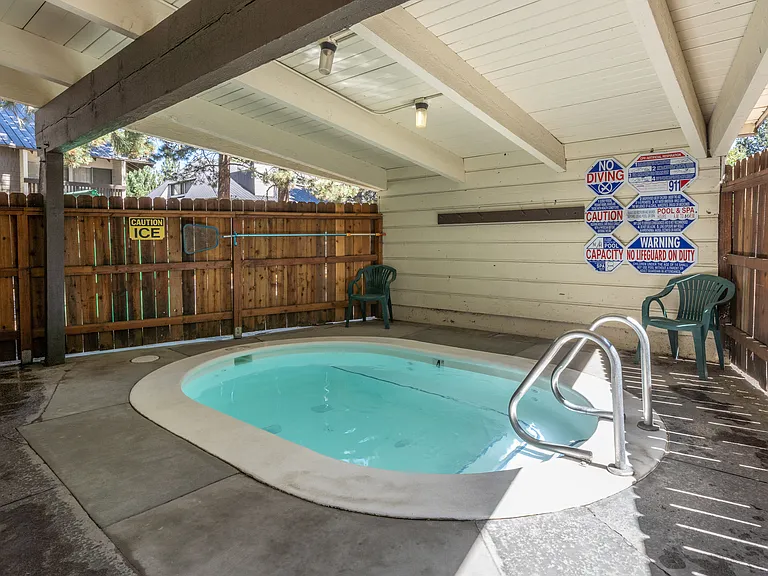 2289 Sierra Nevada Rd #K11 — Photo 36