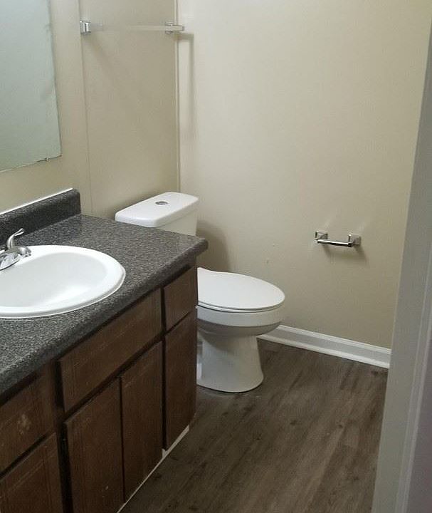 2nd image of 300 Carolina Ave APT B3