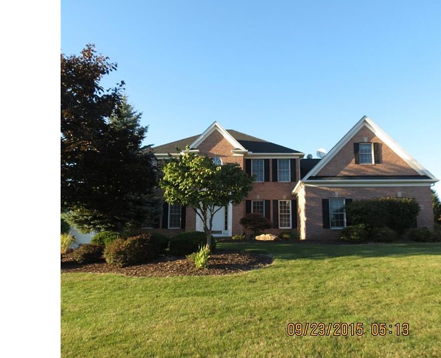 1st image of 4840 Valleybrook Dr