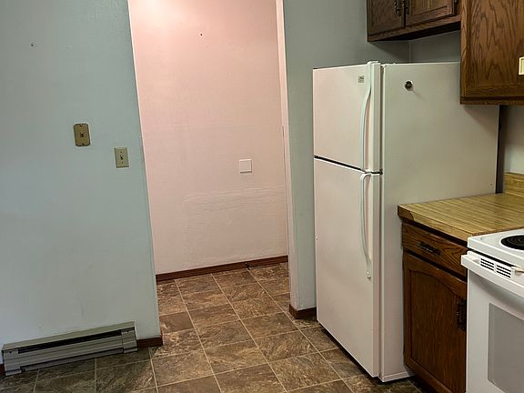 2nd image of 4722 Trevor Cir #1