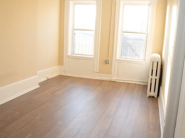 639 Ocean Ave — Photo 4