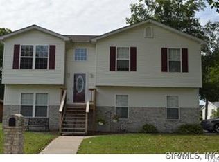 416 W State St W, Mascoutah, IL