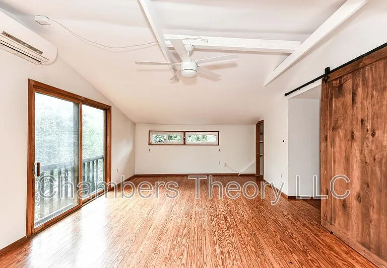419 S Barton St — Photo 35