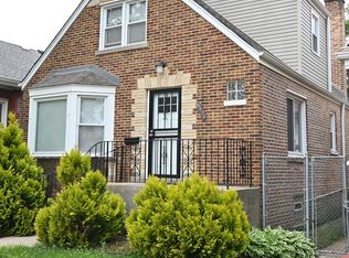 8434 S Yates Blvd, Chicago, IL 60617