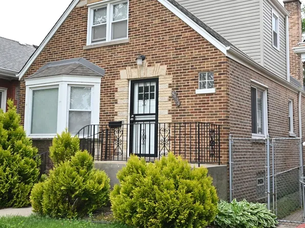 8434 S Yates Blvd, Chicago, IL 60617
