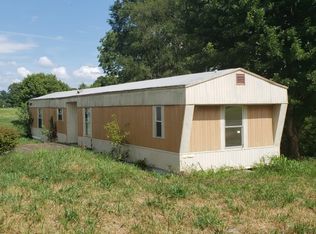 1703 Legrande Hwy, Horse Cave, KY 42749