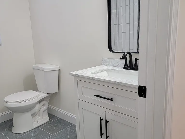 255 Ohio Ave #2 — Photo 8
