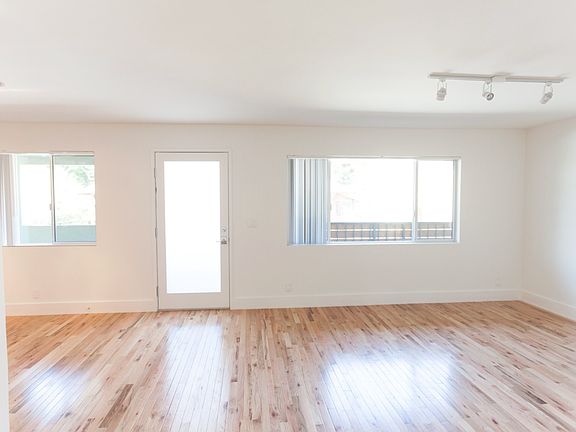 3rd image of 938 White Knoll Dr #9