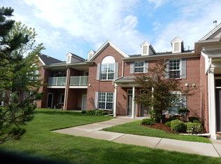 26988 Carrington Pl, Harrison Township, MI