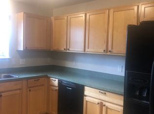 1177 Fountain View Cir #1A, South Lyon, MI 48178