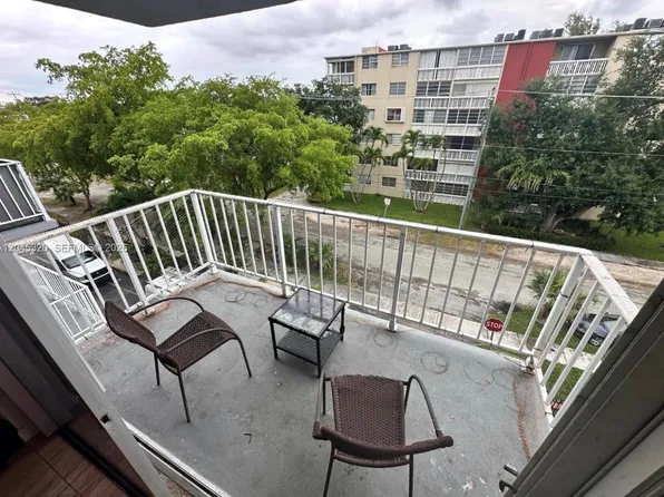 1470 NE 125th Ter APT 412, North Miami, FL 33161