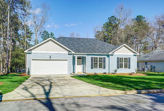 1st image of 517 Bradley Dr