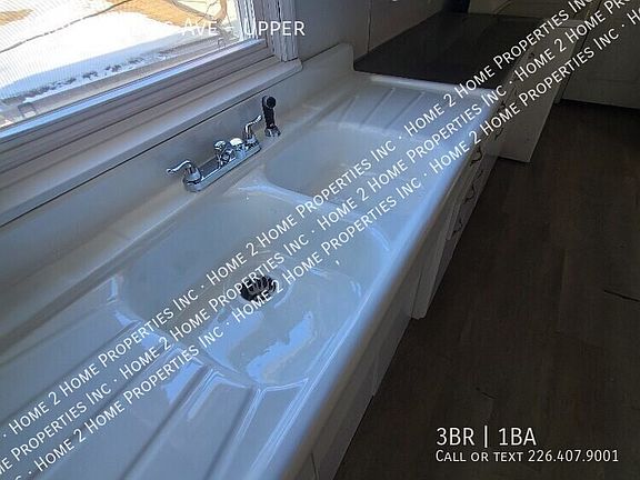 2nd image of 1139 Langlois Ave