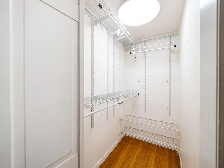 1314 Hudson St #2 — Photo 13