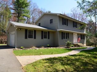 2664 Rising Hill Dr, Saylorsburg, PA