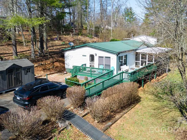 145 Meadowland Cir, Otto, NC 28763