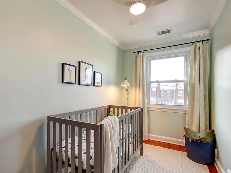 1517 Montana Ave NE — Photo 10