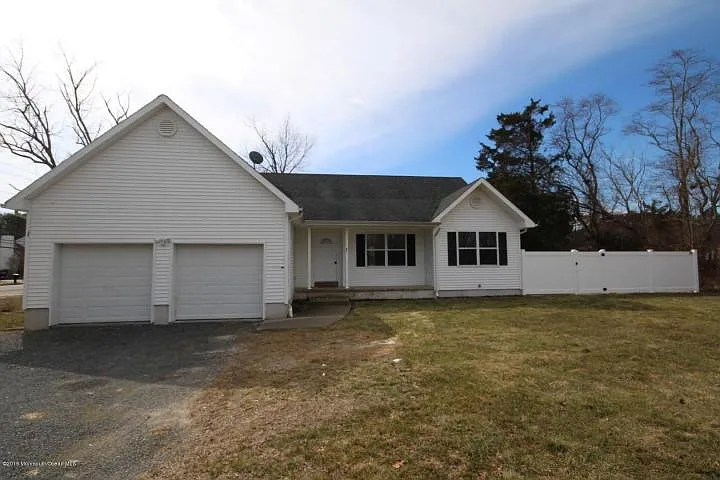 71 Oak Ln photo 1