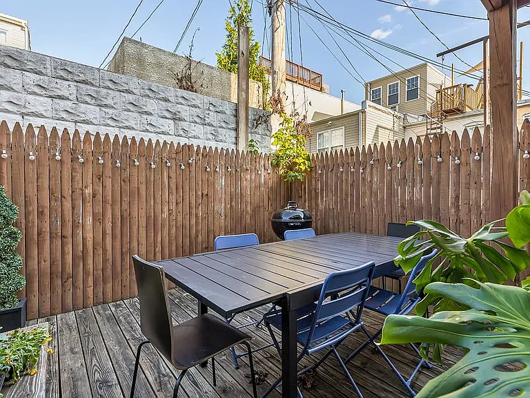 827 S Curley St — Photo 9