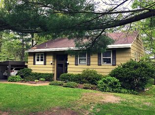 911 Birchwood Ln, Niskayuna, NY 12309