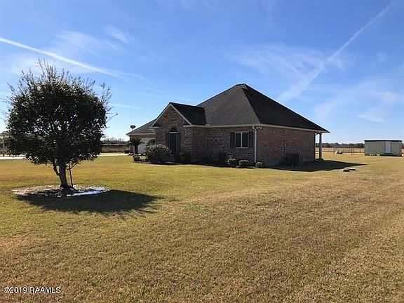 2nd image of 1147 Grand Prairie Hwy