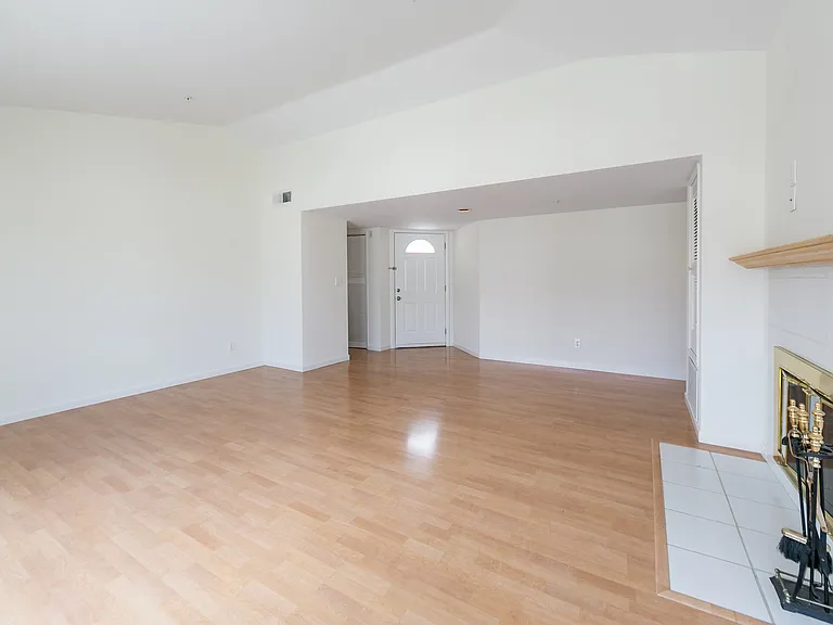 3855 Carter Dr #303-1 — Photo 19