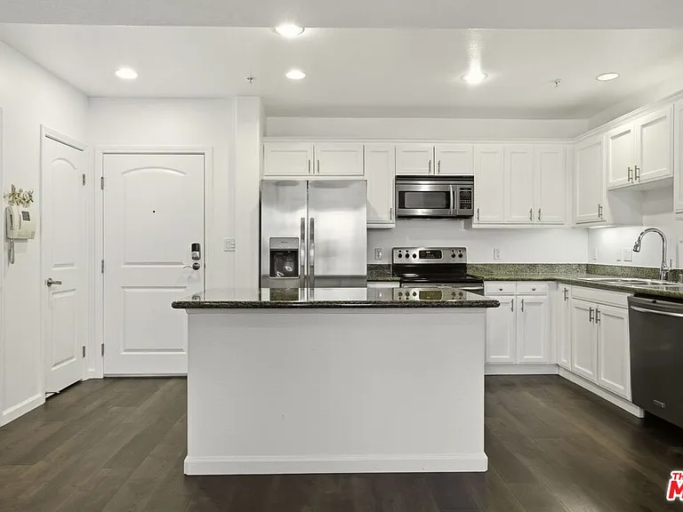 3740 Santa Rosalia Dr #223 — Photo 14