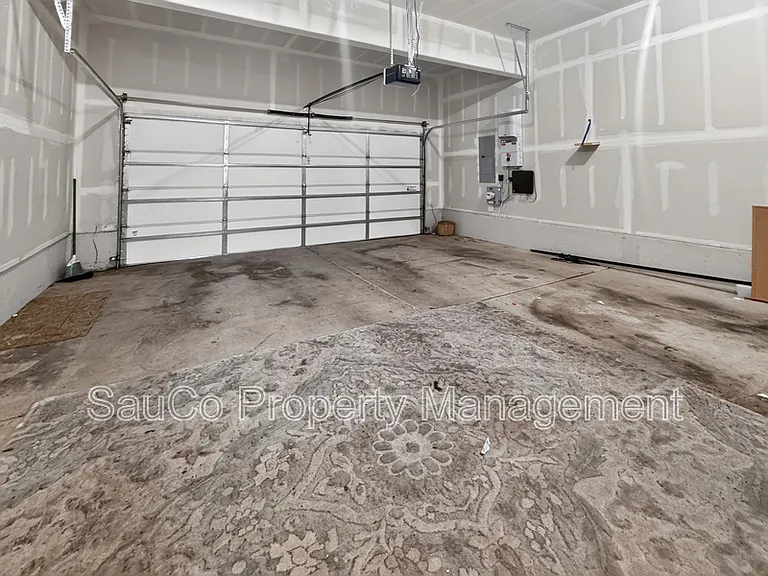 3453 SE Hare Ave — Photo 11