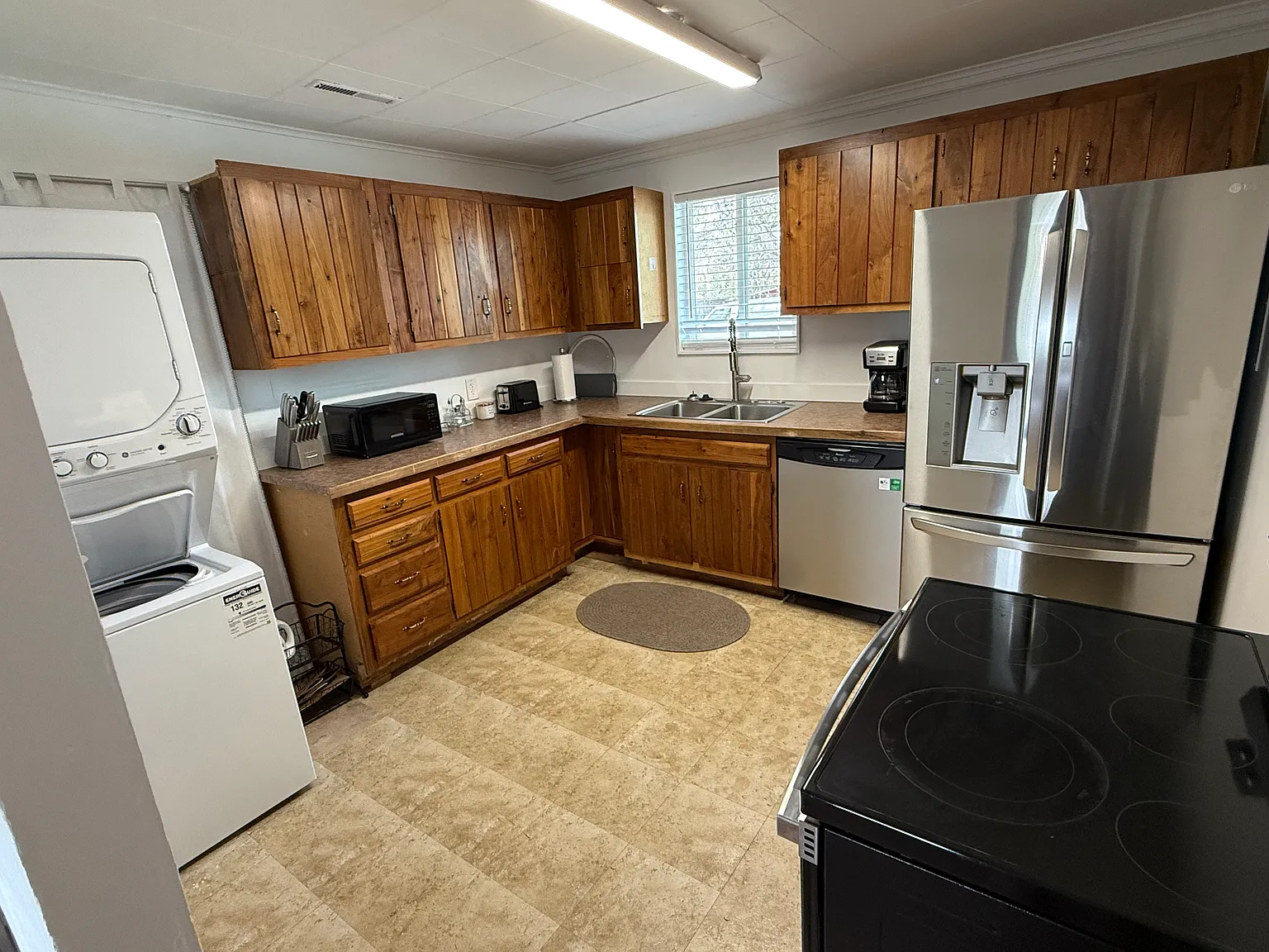 2 bed, 717 sqft, $2,400 — Photo 4