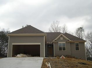 4073 N Shores Dr, Acworth, GA