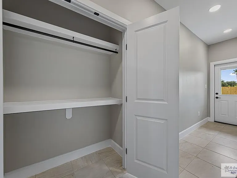 3269 Alegre Dr #B — Photo 19