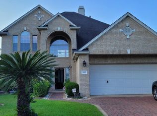 5015 Auckland Dr, Sugar Land, TX 77498