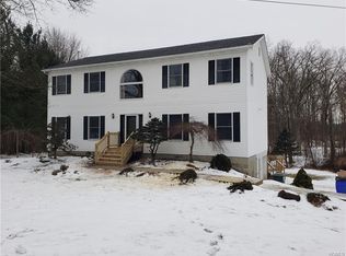 697 Gardnertown Rd, Newburgh, NY 12550