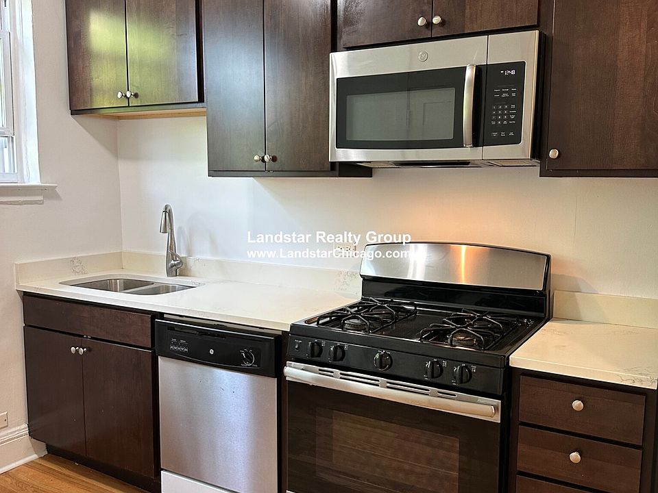 1st image of 2946 N Albany Ave APT 3W