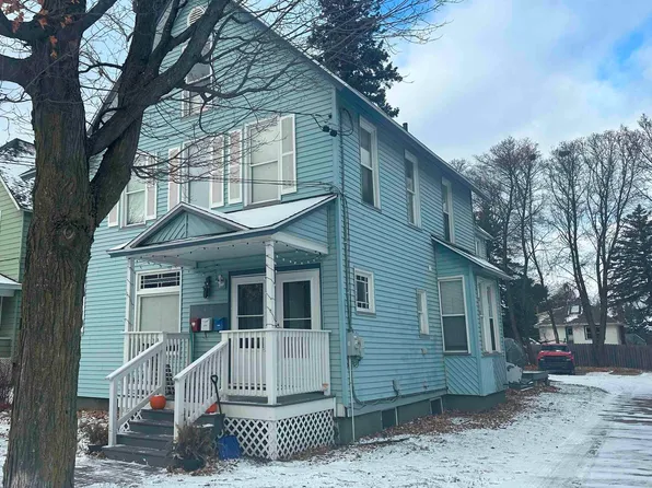 319 E Hewitt Ave, Marquette, MI 49855