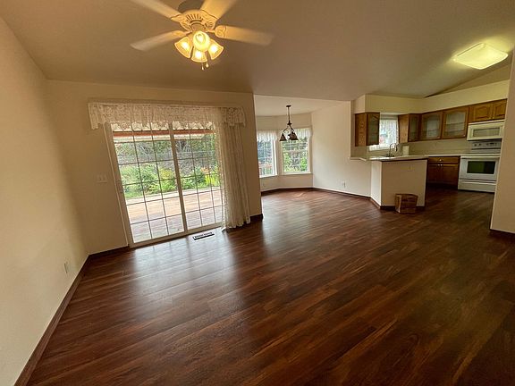 4th image of 2885 W Juniper Ct