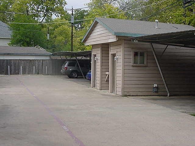 2nd image of 5643 Matalee Ave APT E