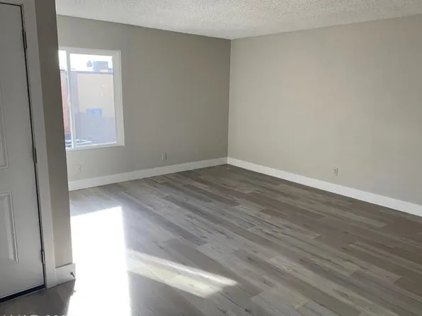 1501 Living Desert Dr APT D, Las Vegas, NV 89119