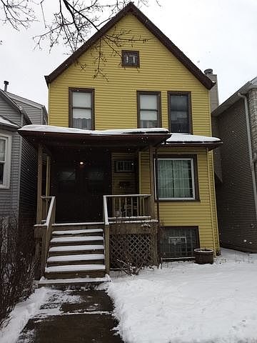 1st image of 2420 W Berteau Ave