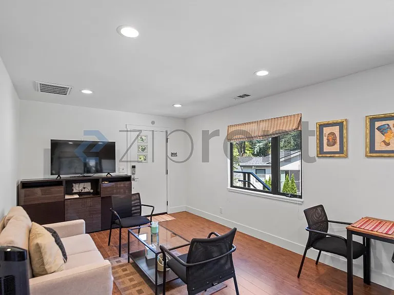 1701 Whitham Ave — Photo 41