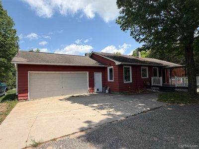 W5460 Us Highway 2, Hermansville, MI, 49847
