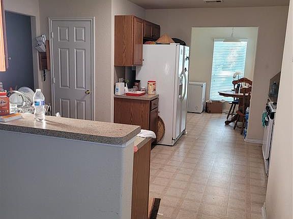 5th image of 7927 Woodland Pine Dr