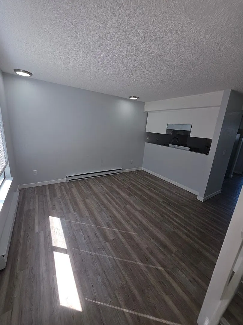 2898 Pinyon Avenue — Photo 2