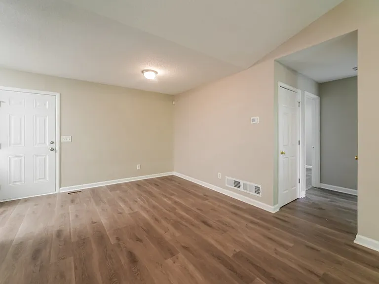 8889 Timmons Cir — Photo 5