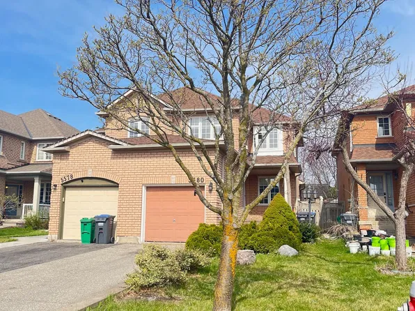 5580 Creditrise Pl, Mississauga, ON L5M 6E3