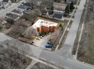 24 Brookside St, London, ON N5Z 3J3
