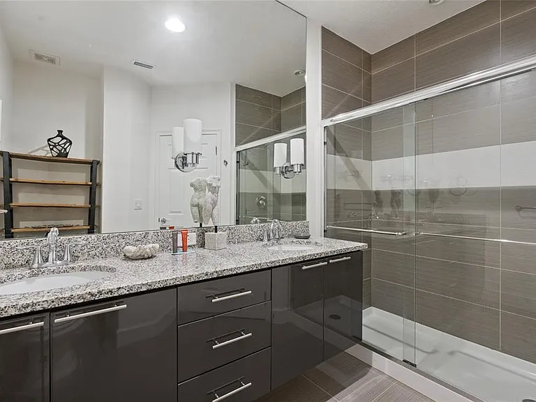 17522 Placidity Ave — Photo 18
