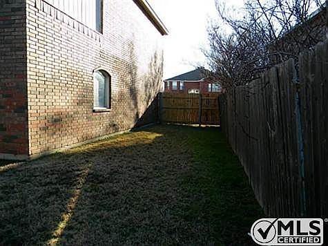 5th image of 4725 Woodhaven Ln