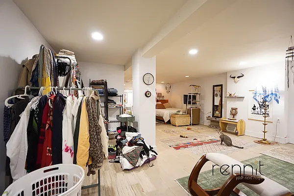 Rented by Rennit Inc. | media 23
